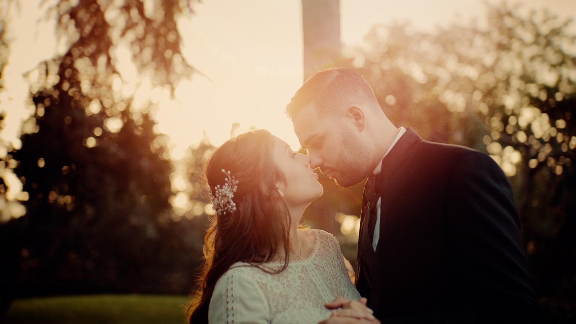 foto al tramonto di matrimonio